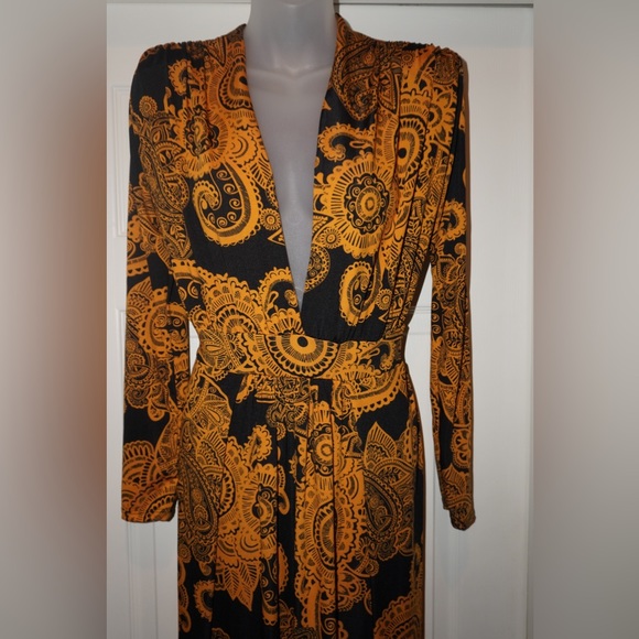 Fashion Nova Spending Spree Maxi Dress - Picture 6 of 9